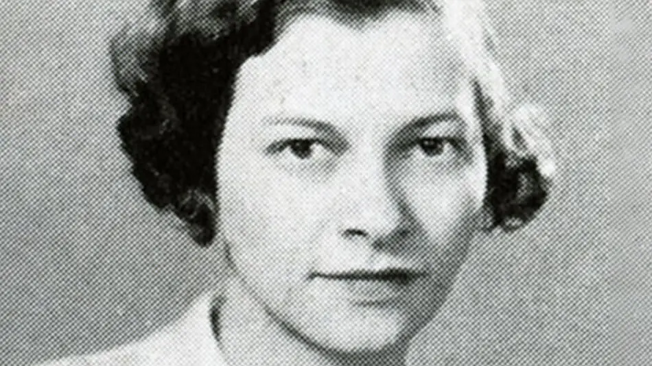 Yearbook-style black and white photo of Doris Weaver, a white woman with short dark hair. 