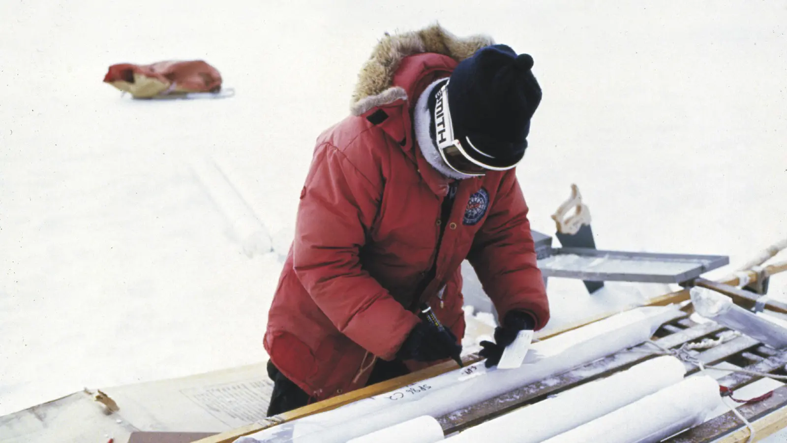 Ellen Mosley-Thompson examines ice core