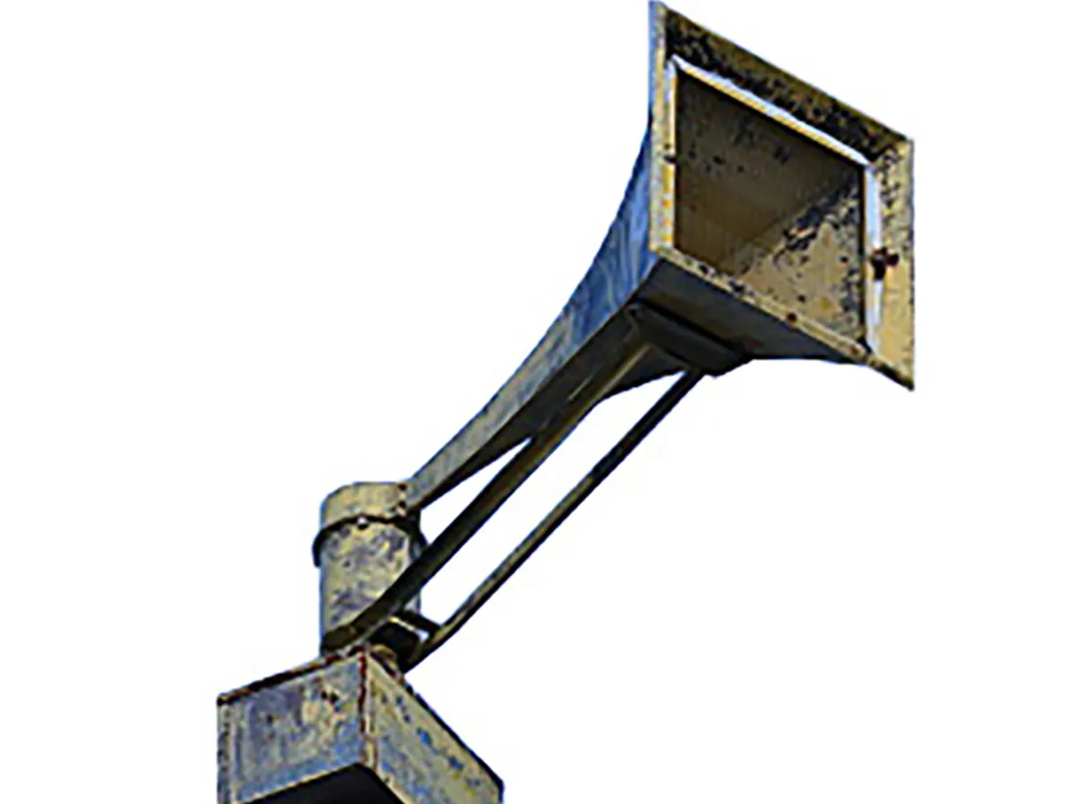 An old emergency siren