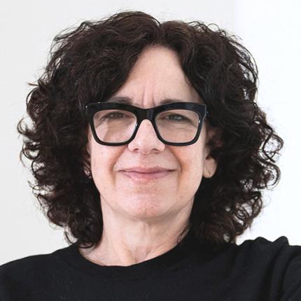Photo portrait of author Melissa Starker